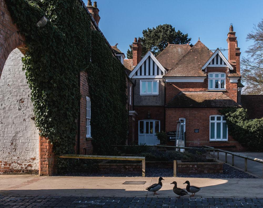 Healing Manor Hotel Grimsby Esterno foto