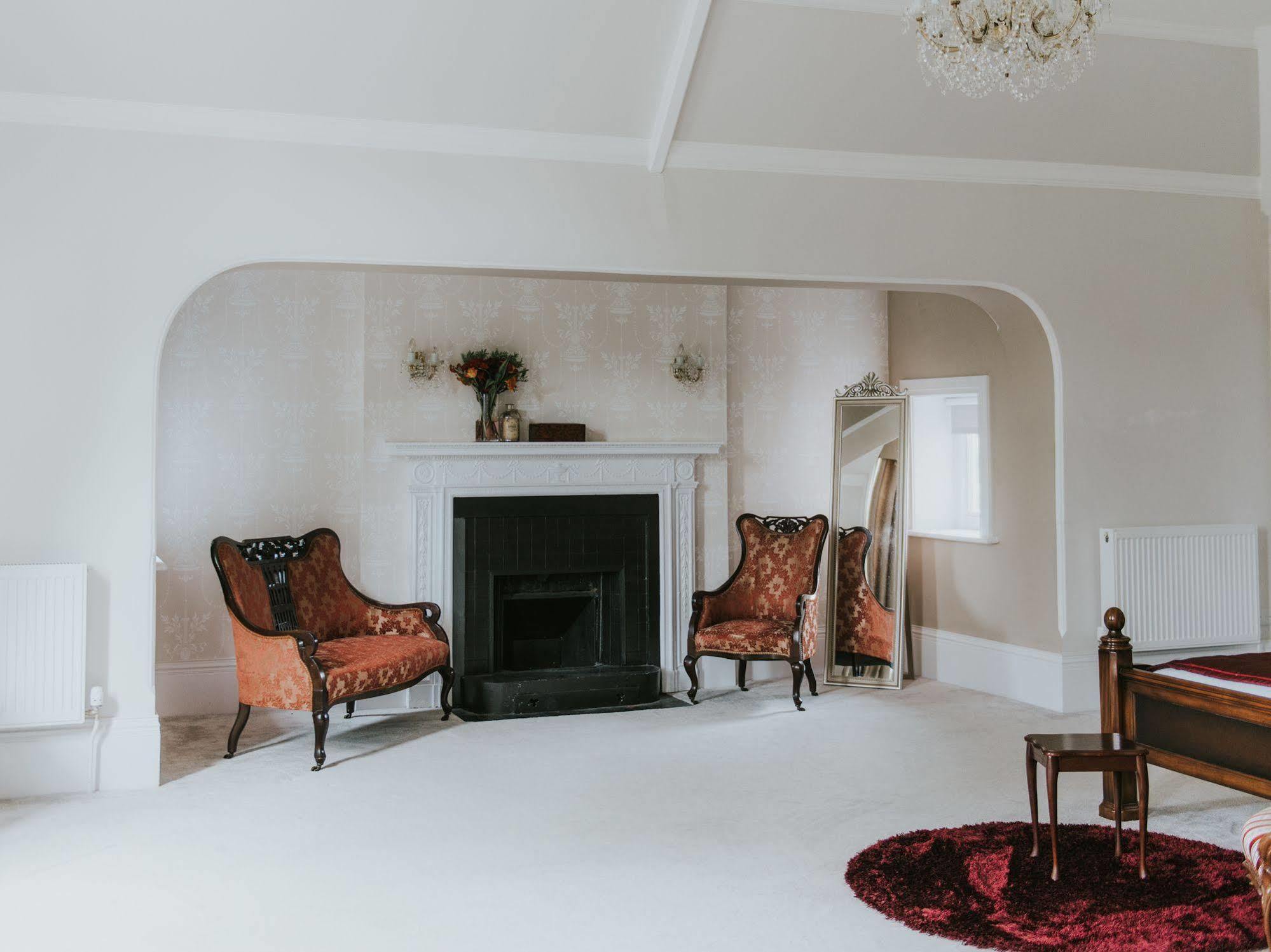 Healing Manor Hotel Grimsby Esterno foto